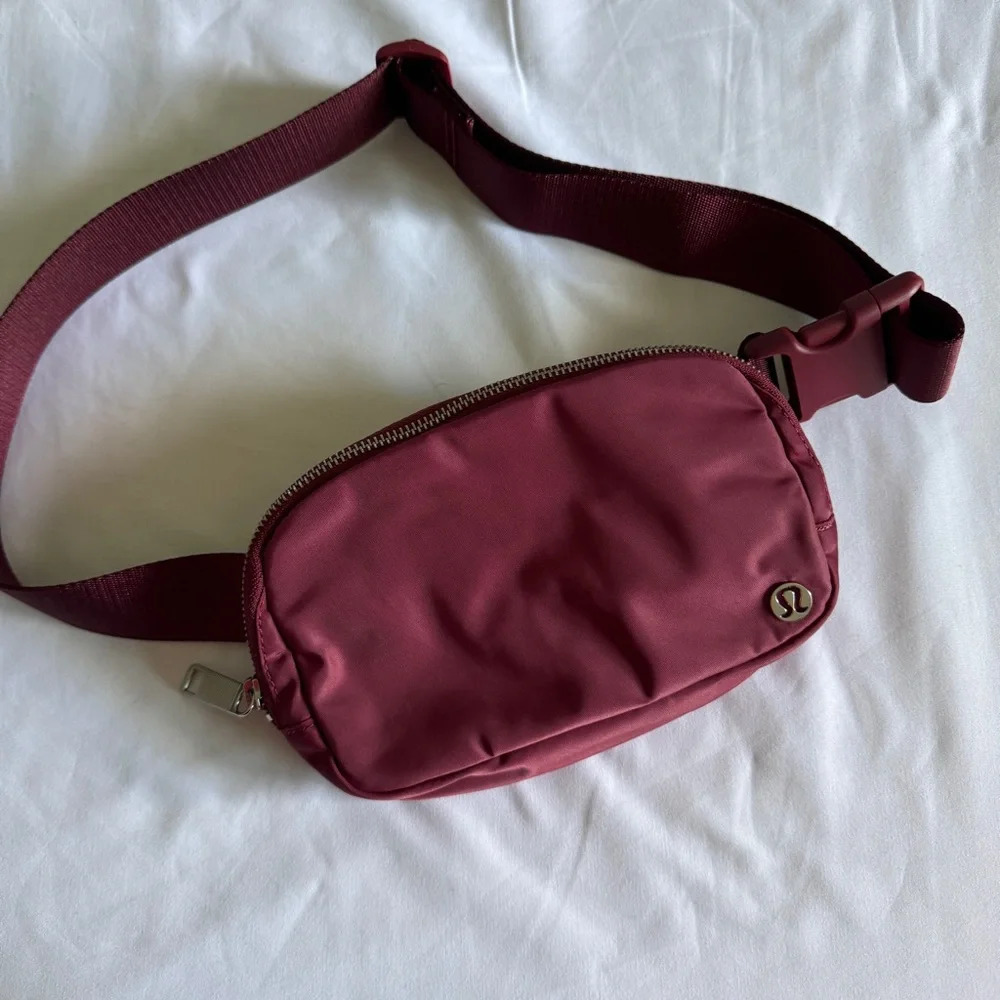 ❤️ Lululemon OG Everywhere Belt Bag - Savannah
